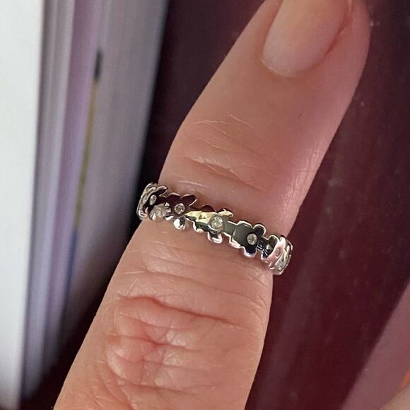 Sterling Silver Flower CZ Band Toe Ring - Picture 7 of 7